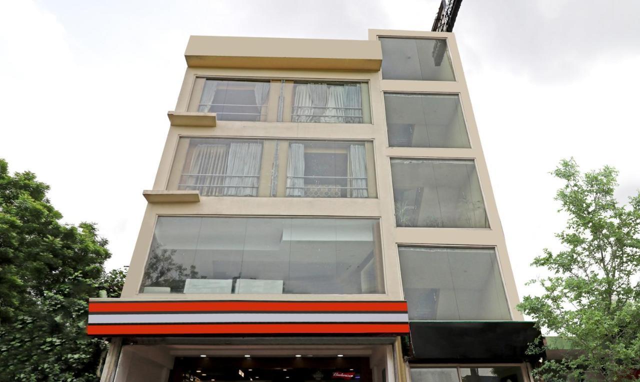 Treebo Galaxy Rooms Nueva Delhi Exterior foto