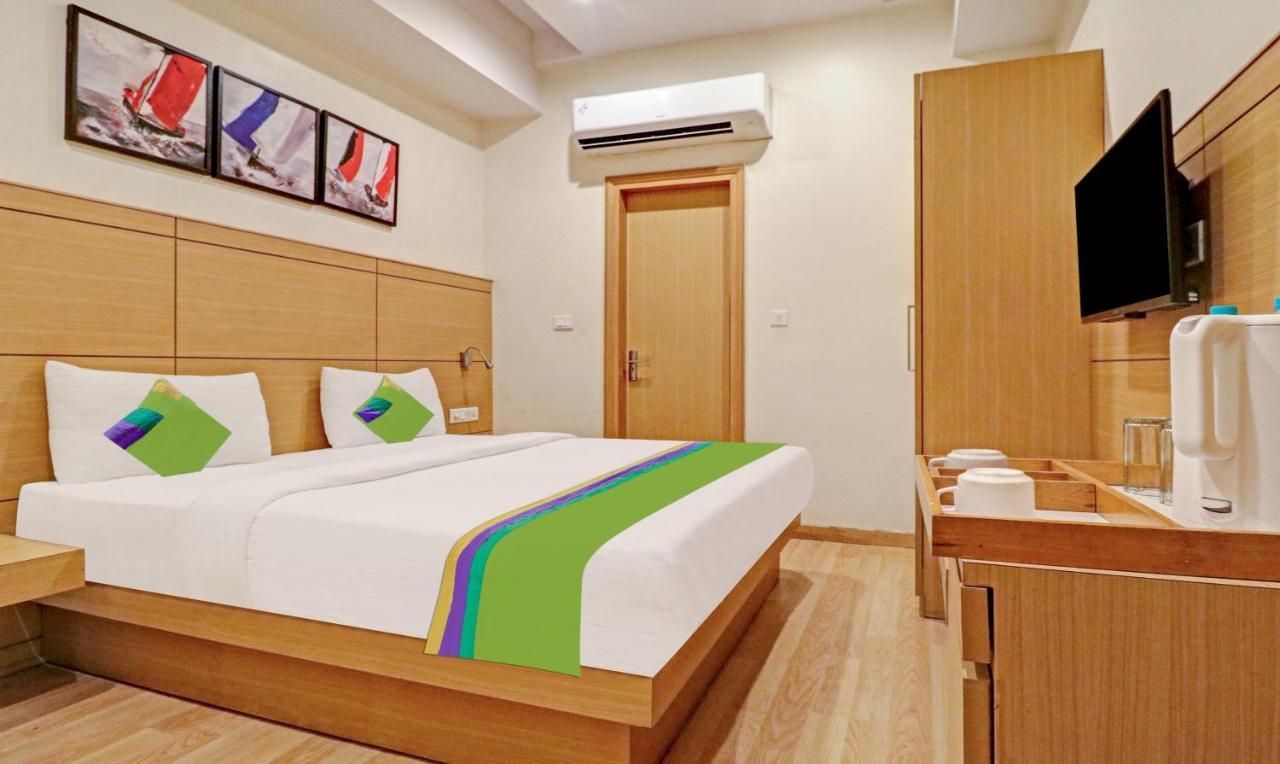 Treebo Galaxy Rooms Nueva Delhi Exterior foto