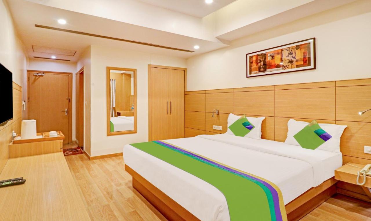Treebo Galaxy Rooms Nueva Delhi Exterior foto