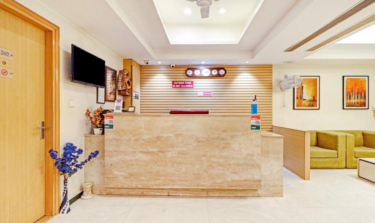 Treebo Galaxy Rooms Nueva Delhi Exterior foto