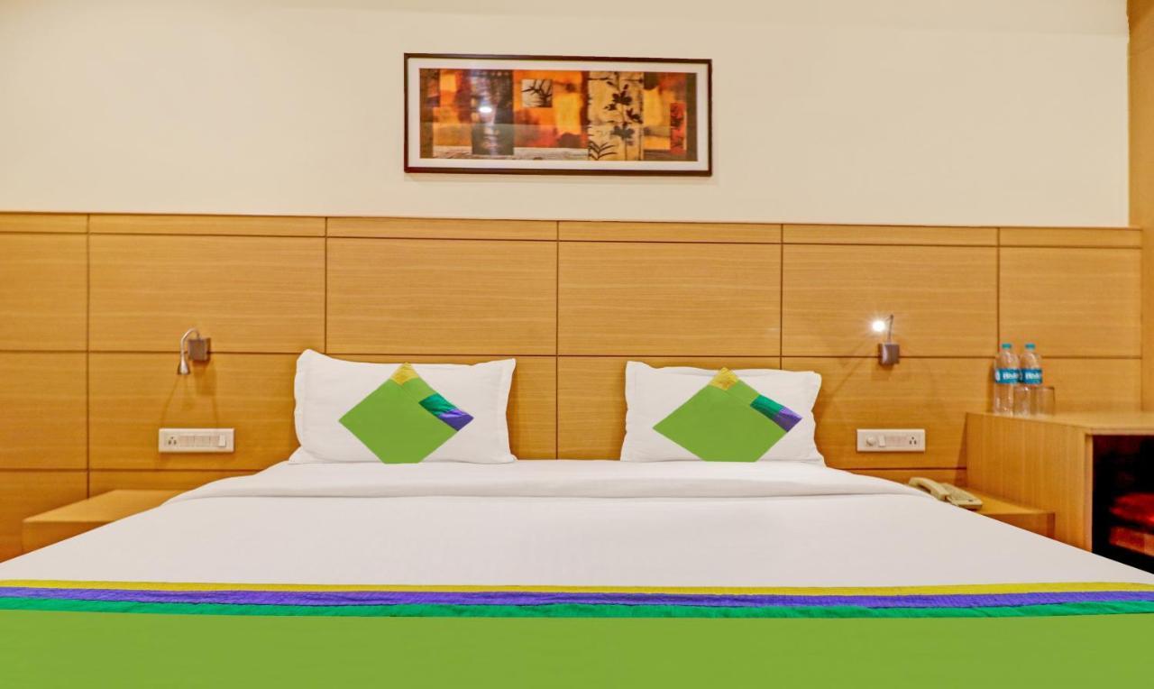 Treebo Galaxy Rooms Nueva Delhi Exterior foto