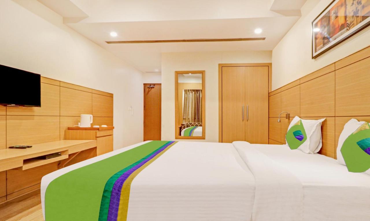 Treebo Galaxy Rooms Nueva Delhi Exterior foto