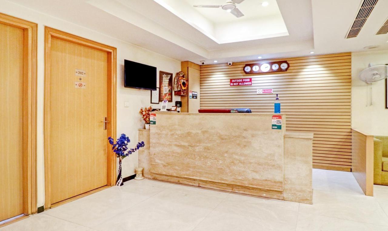 Treebo Galaxy Rooms Nueva Delhi Exterior foto