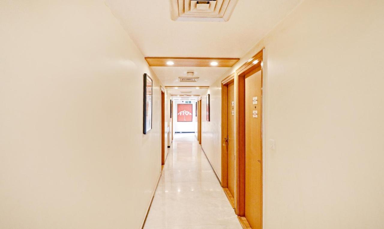 Treebo Galaxy Rooms Nueva Delhi Exterior foto